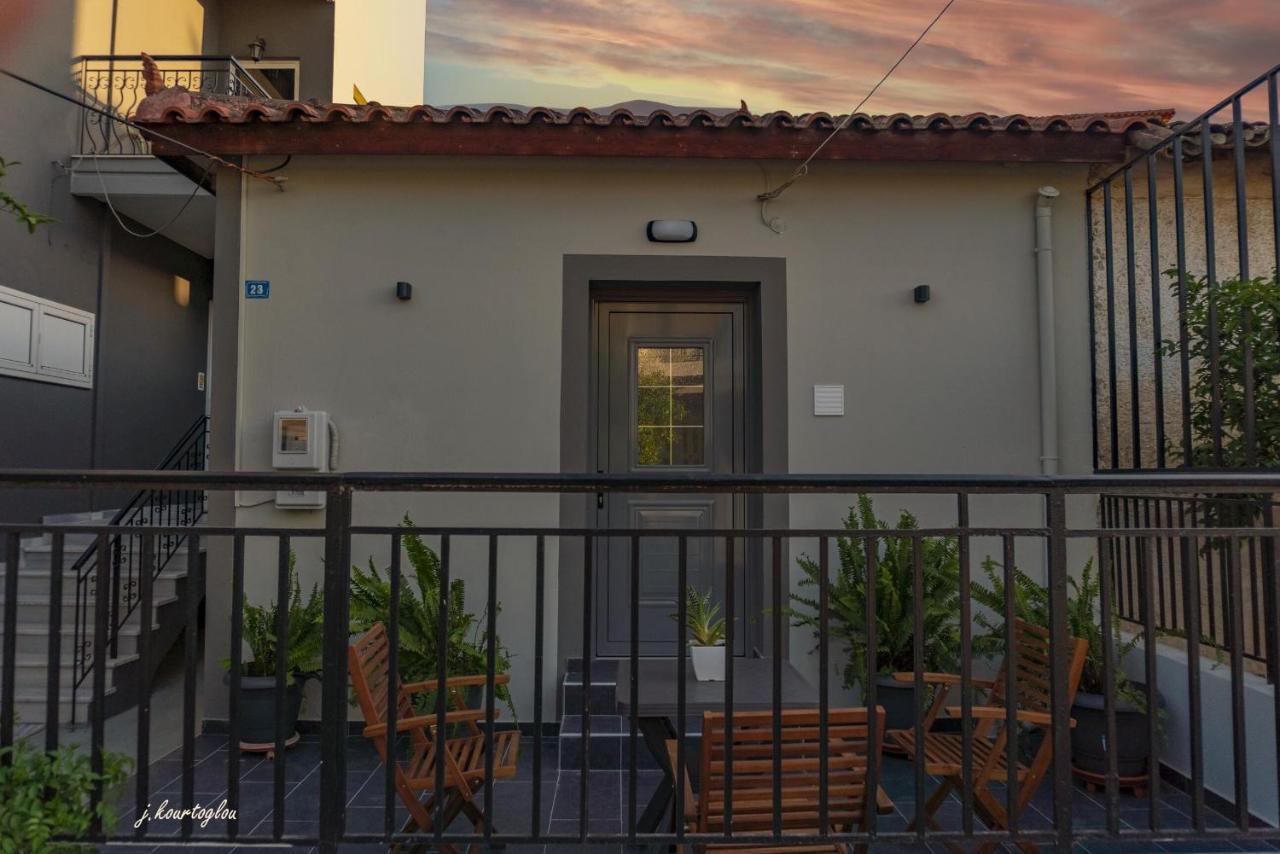 Music Reflections Apartment Near Nafplio 新基奥斯 外观 照片